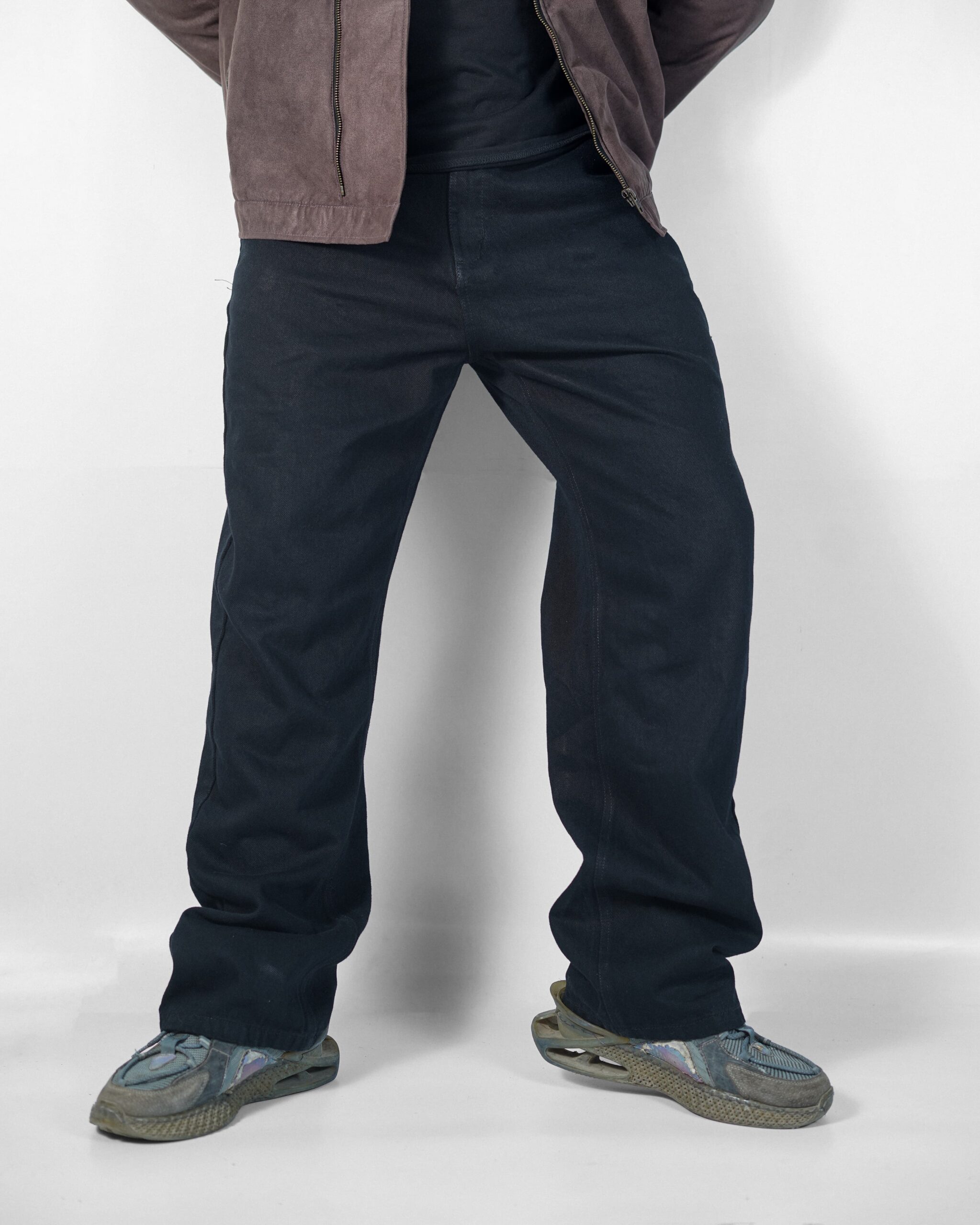 Regular Solid Black - Image 3